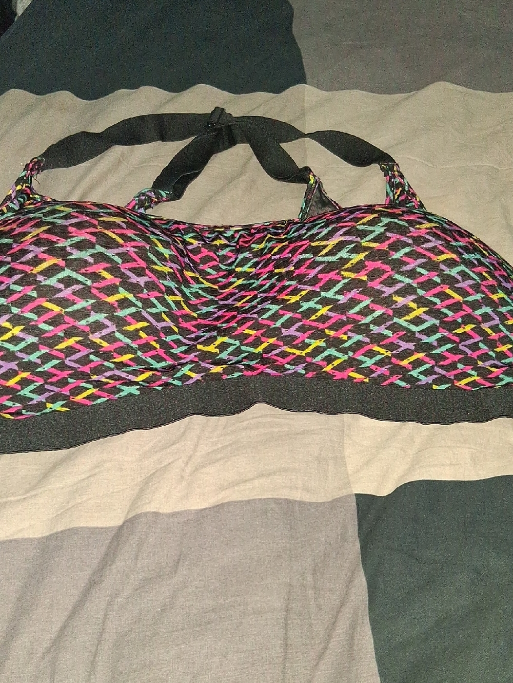 Wireless Multicolor Patterned Sports Bra - Women Intimates